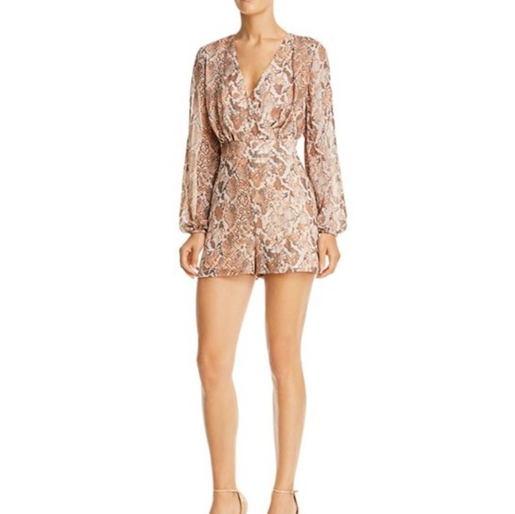 Romper - Picture 2 of 3